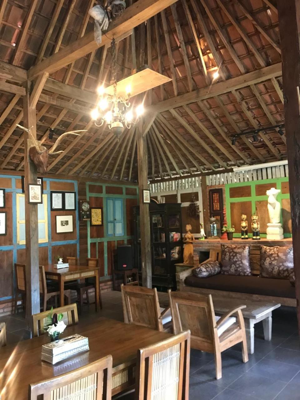 Pondok Kawinaya سينغاراجا المظهر الخارجي الصورة